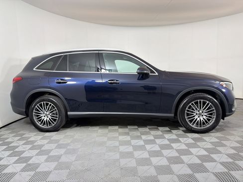 Used 2024 Mercedes-Benz GLC 300 image 8