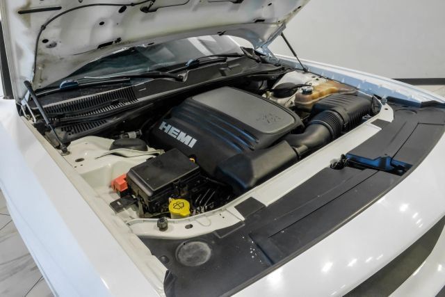 Used 2017 Dodge Challenger R/T RWD image 48
