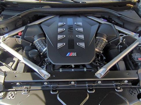 New 2026 BMW X7 M60i image 15