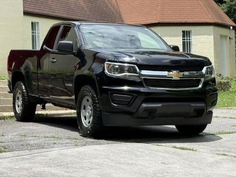 Used 2017 Chevrolet Colorado W/T RWD image 13