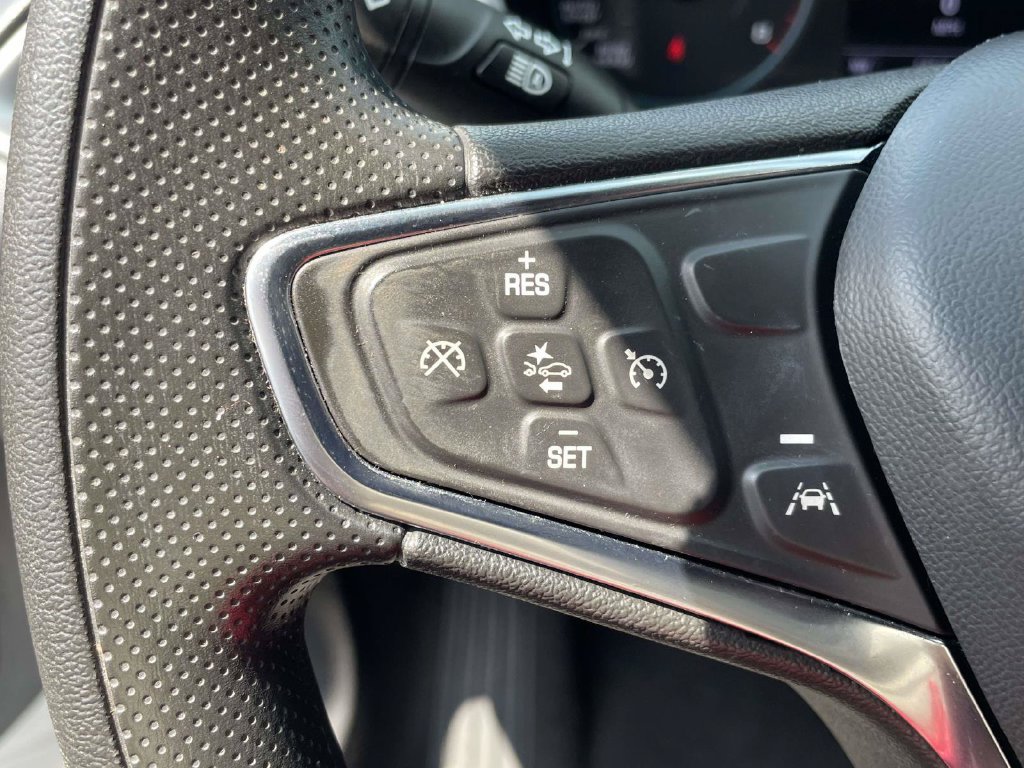 Used 2024 Chevrolet Malibu LT FWD image 23
