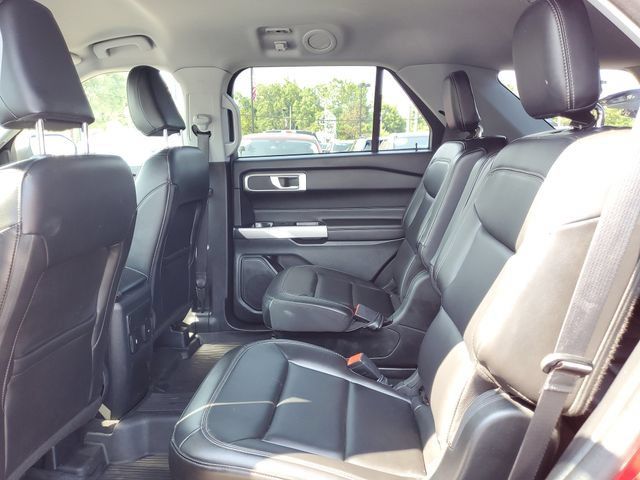 Certified 2023 Ford Explorer XLT w/ Equipment Group 202A AWD/4WD image 28