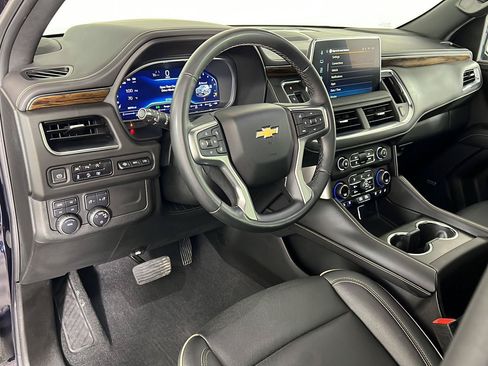Used 2023 Chevrolet Tahoe Premier AWD/4WD image 2