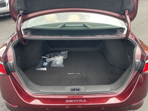 New 2025 Nissan Sentra SV w/ SV Premium Package image 10