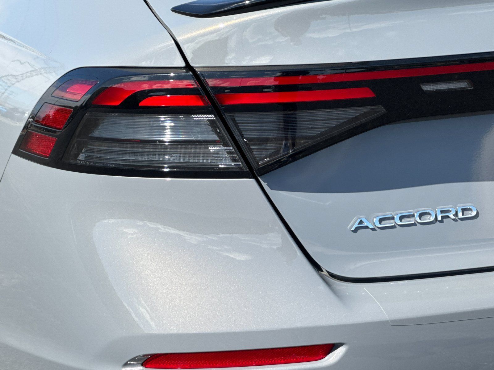 Used 2025 Honda Accord Sport image 39