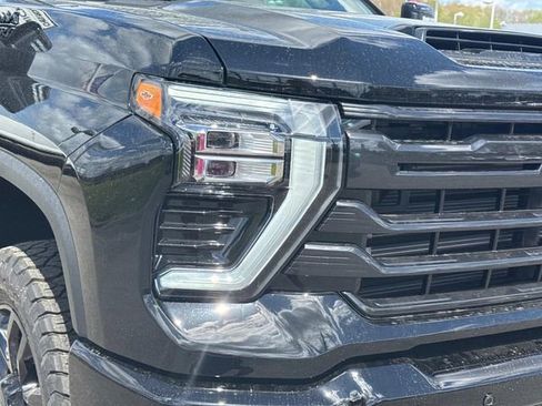 New 2026 Chevrolet Silverado 2500 High Country w/ Midnight Edition AWD/4WD image 10