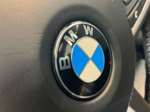 Used 2018 BMW M550i xDrive AWD/4WD image 47