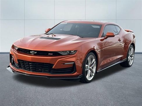 Used 2023 Chevrolet Camaro SS w/ Design Package 3 image 10