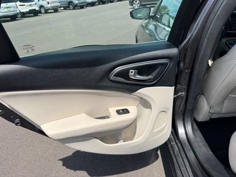 Used 2015 Chrysler 200 C FWD image 13
