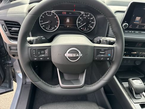 New 2026 Nissan Rogue SV w/ Cold Weather Package AWD/4WD image 16