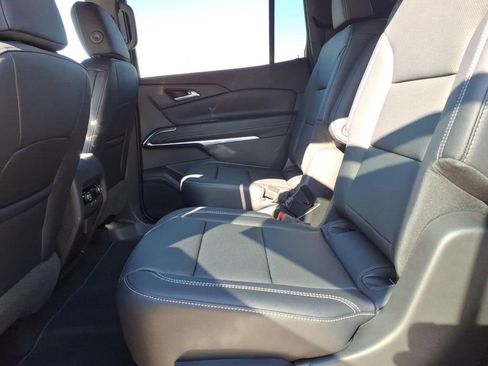 New 2026 Chevrolet Traverse LT w/ Driver Confidence Package image 14