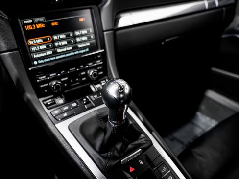 Used 2015 Porsche 911 Carrera S image 14