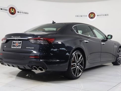 Used 2023 Maserati Quattroporte Modena Q4 image 3
