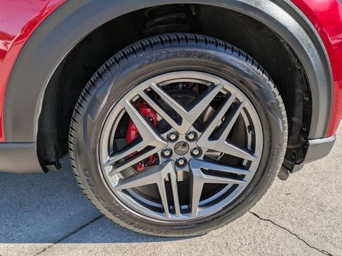 Certified 2025 Ford Explorer ST image 11