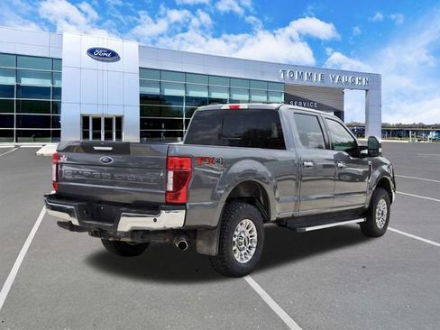 Used 2021 Ford F250 XLT w/ XLT Premium Package AWD/4WD image 4