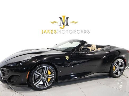 Used 2020 Ferrari Portofino image 1