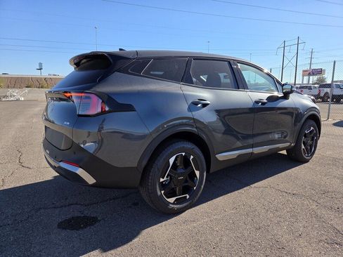 New 2026 Kia Sportage S image 3