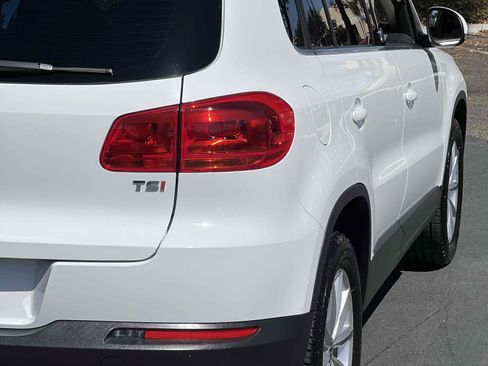 Used 2017 Volkswagen Tiguan Wolfsburg Edition FWD image 57