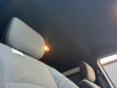 Used 2024 RAM 3500 Tradesman w/ Chrome Appearance Group image 17