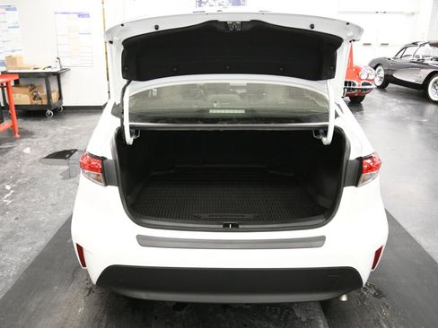 Certified 2024 Toyota Corolla LE image 21