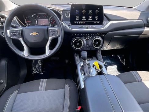 Used 2024 Chevrolet Blazer LT w/ Convenience Package FWD image 14