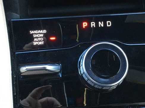 Used 2023 Jeep Grand Cherokee Limited image 22