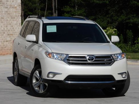 Used 2013 Toyota Highlander Limited FWD image 13