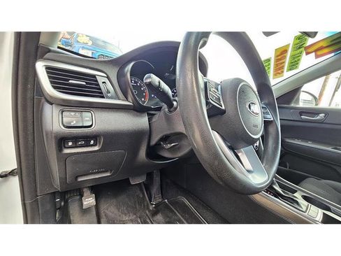 Used 2019 Kia Optima LX image 21