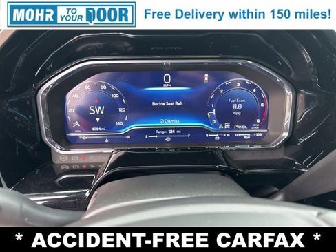 Used 2025 Chevrolet Silverado 2500 ZR2 w/ Technology Package image 19