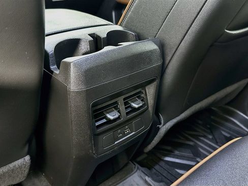 Certified 2023 GMC Canyon AT4 w/ AT4 Premium Package AWD/4WD image 29