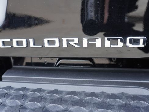 Used 2023 Chevrolet Colorado Trail Boss AWD/4WD image 30