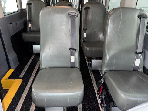 Used 2019 Ford Transit 350 XL image 20