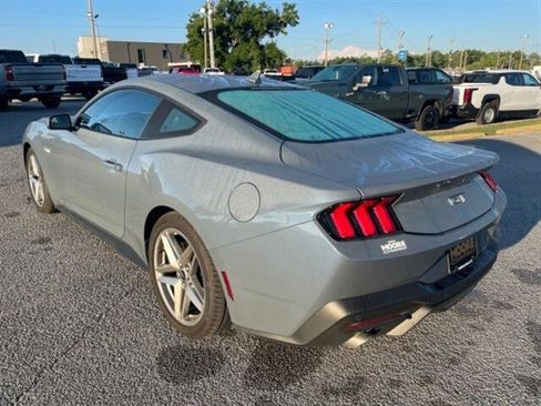 Used 2024 Ford Mustang GT Premium image 5