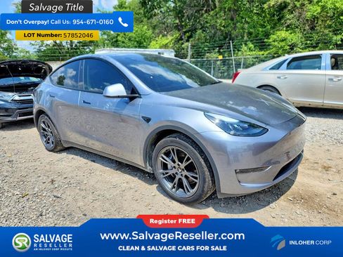 Used 2024 Tesla Model Y Long Range AWD/4WD image 5