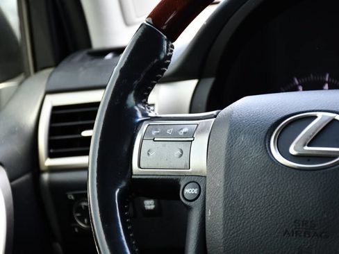 Used 2016 Lexus GX 460 w/ Premium Package AWD/4WD image 25