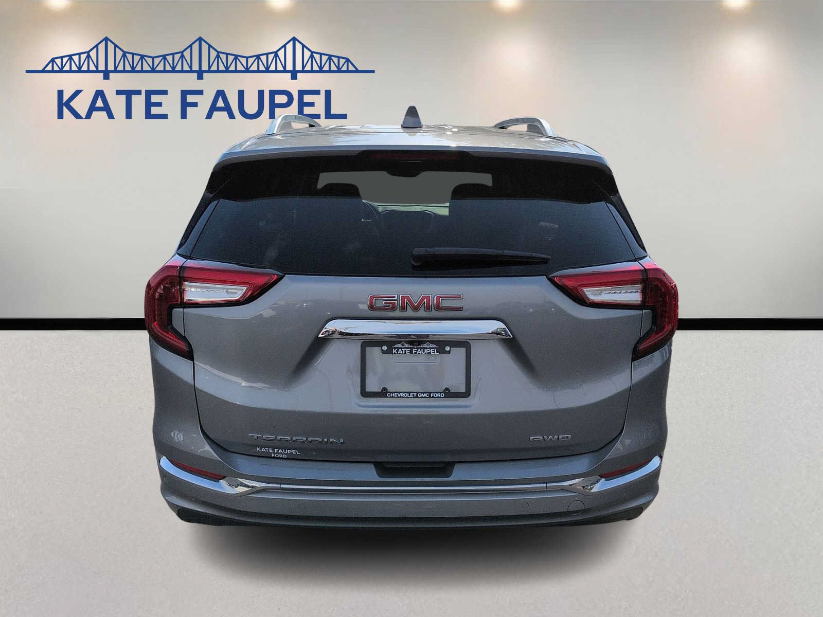 Used 2024 GMC Terrain Denali AWD/4WD image 6
