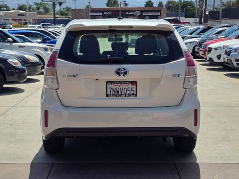 Used 2015 Toyota Prius V Three FWD image 10
