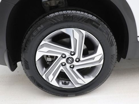 Used 2023 Hyundai Santa Fe SEL w/ Premium Package image 10