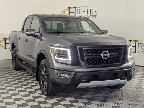 Used 2023 Nissan Titan PRO-4X w/ Pro-4x Convenience Package image 2