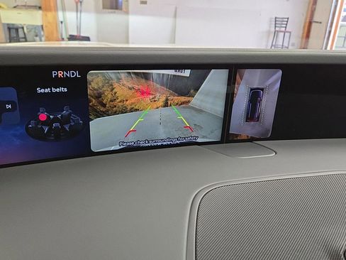 New 2026 Lincoln Nautilus Premier image 17