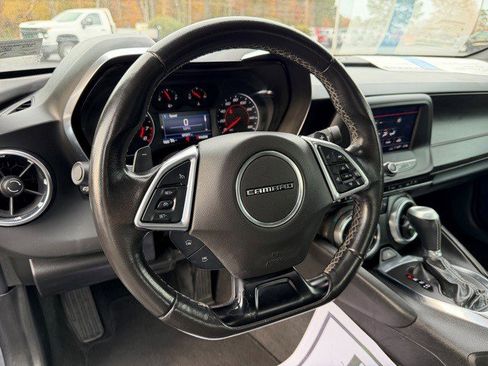 Certified 2022 Chevrolet Camaro LT image 14