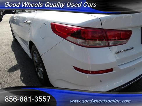 Used 2020 Kia Optima LX FWD image 9
