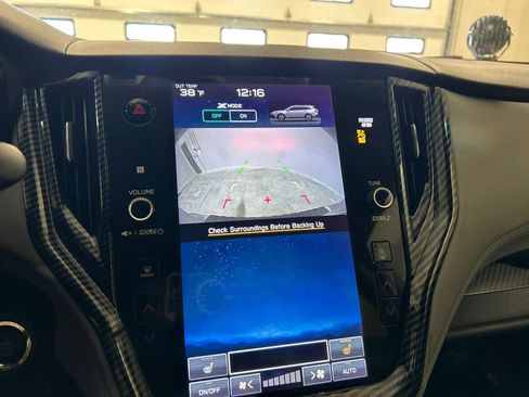 Used 2022 Subaru Outback Premium image 24