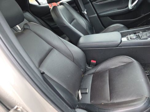 Used 2022 MAZDA MAZDA3 s image 22