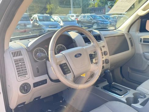 Used 2011 Ford Escape XLT FWD image 18
