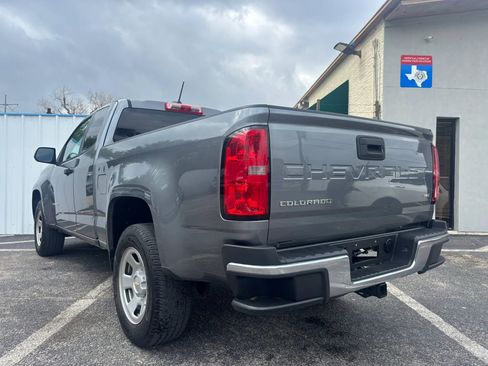 Used 2022 Chevrolet Colorado W/T w/ WT Convenience Package RWD image 3