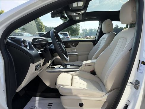 Certified 2026 Mercedes-Benz GLA 250 image 11