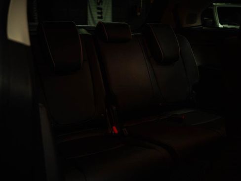 Used 2026 Honda Odyssey Elite image 12