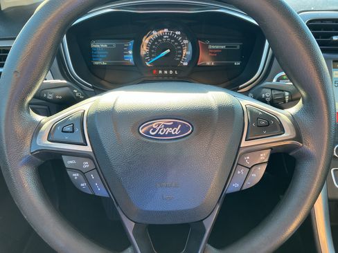Used 2019 Ford Fusion S FWD image 15