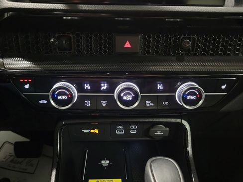 Used 2025 Honda CR-V Sport Touring image 18